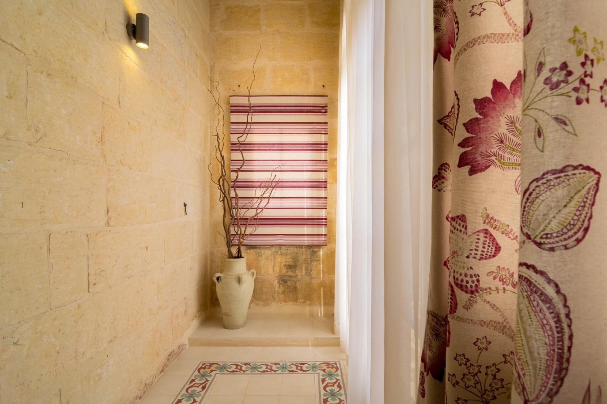 Kikka Holiday Home Xaghra Bagian luar foto