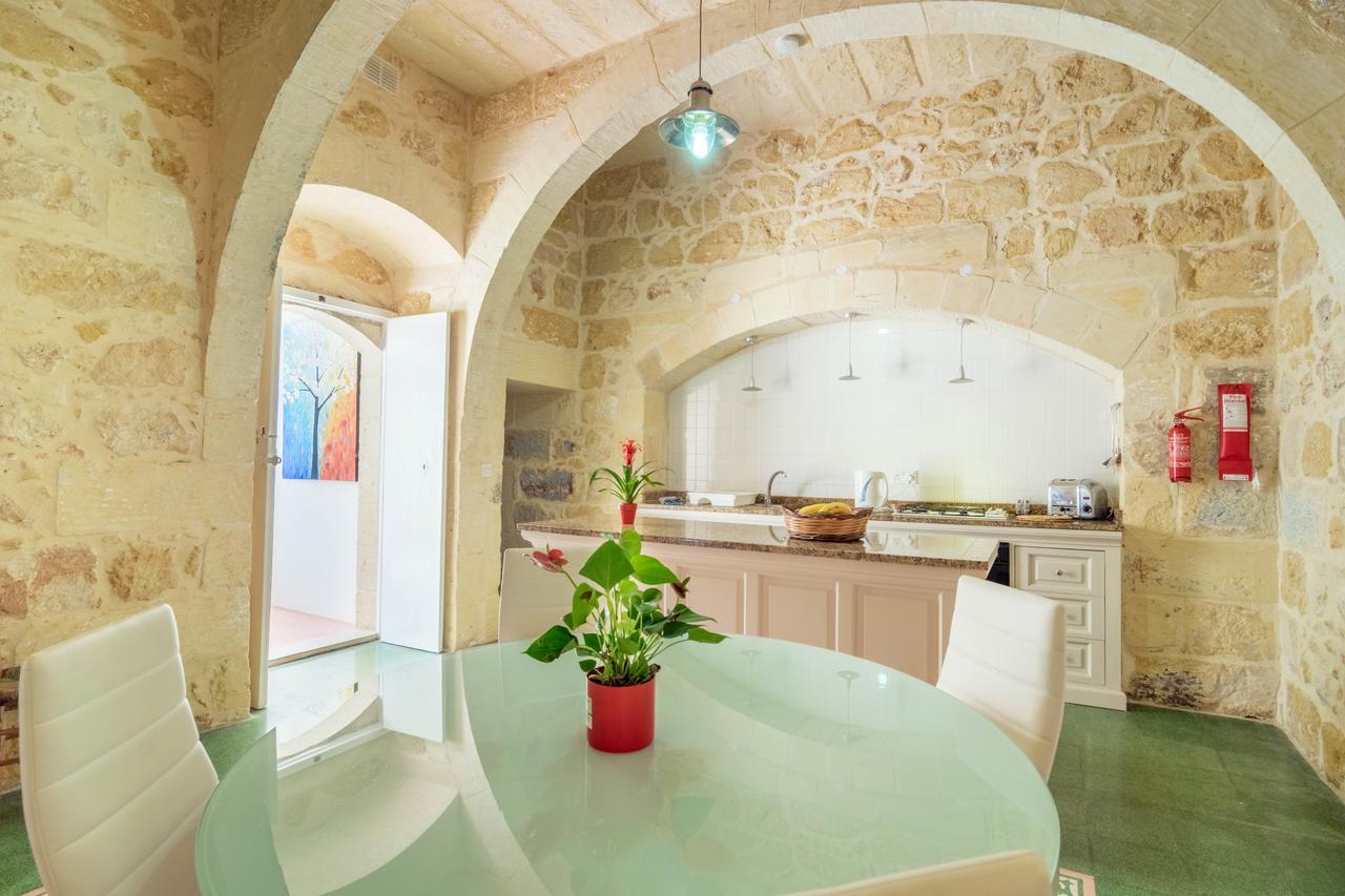 Kikka Holiday Home Xaghra Bagian luar foto